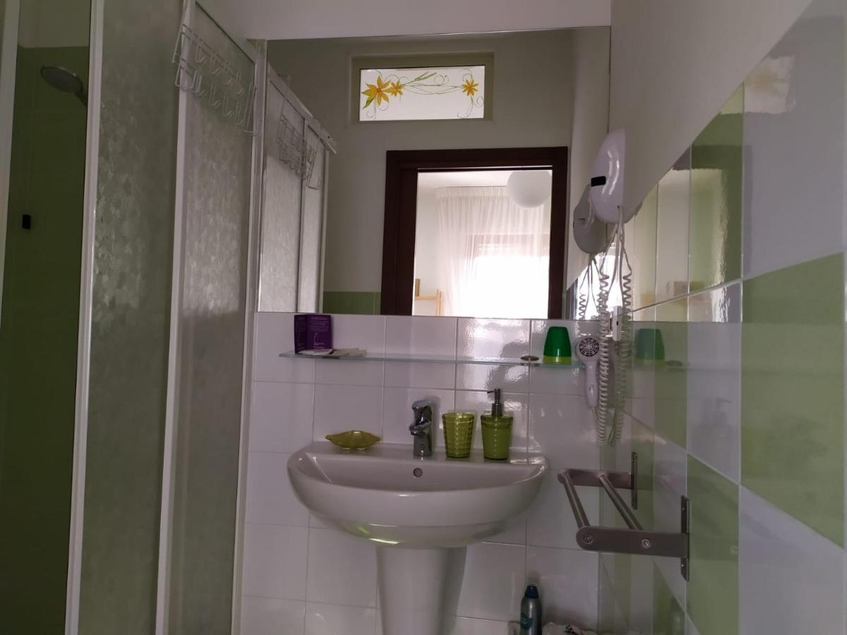 B&B La Casa Di Angelica Roseto Degli Abruzzi Bagian luar foto